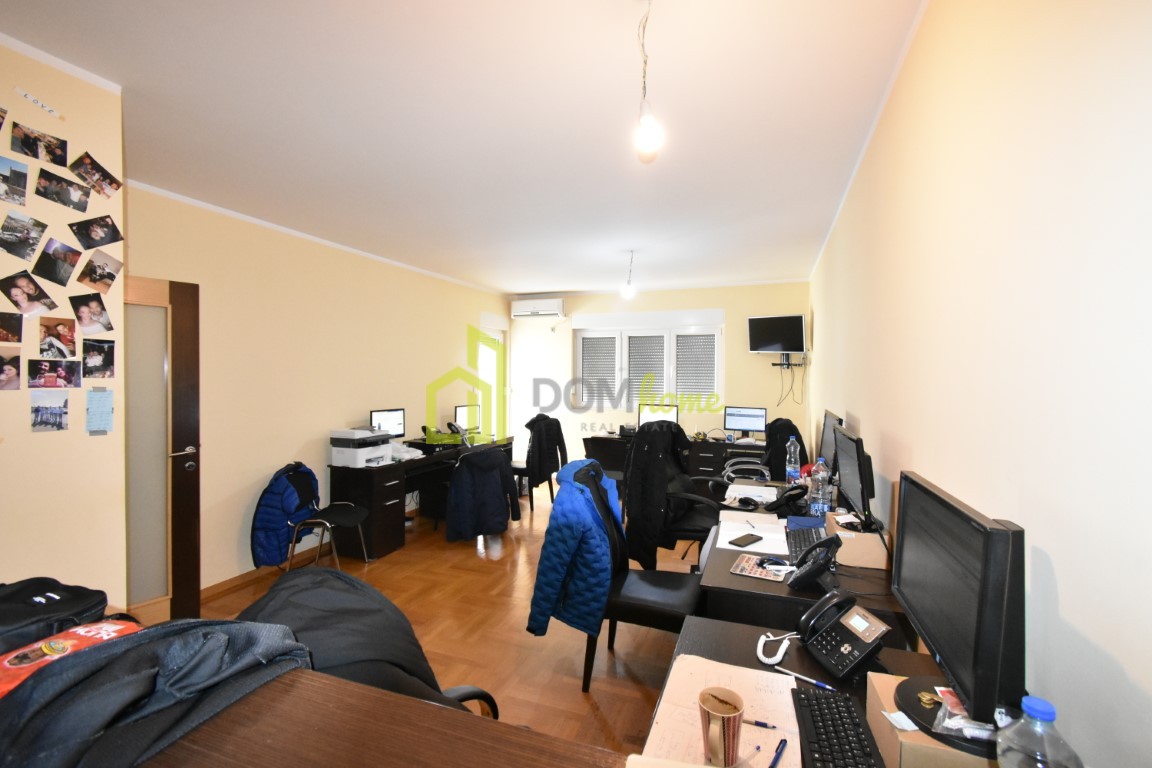 Jednosoban stan 52m2, Tuški put